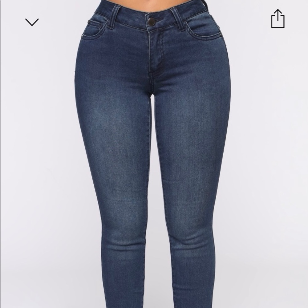Fashion Nova dark wash jeans size 5